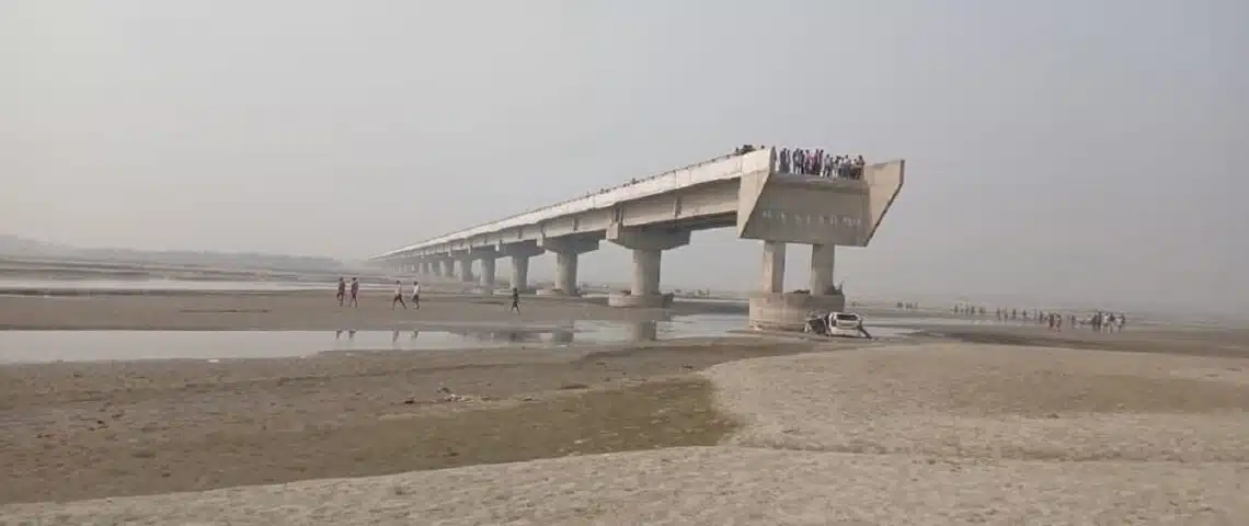 Trois morts en Inde après que Google Maps les a dirigés vers un pont inachevé