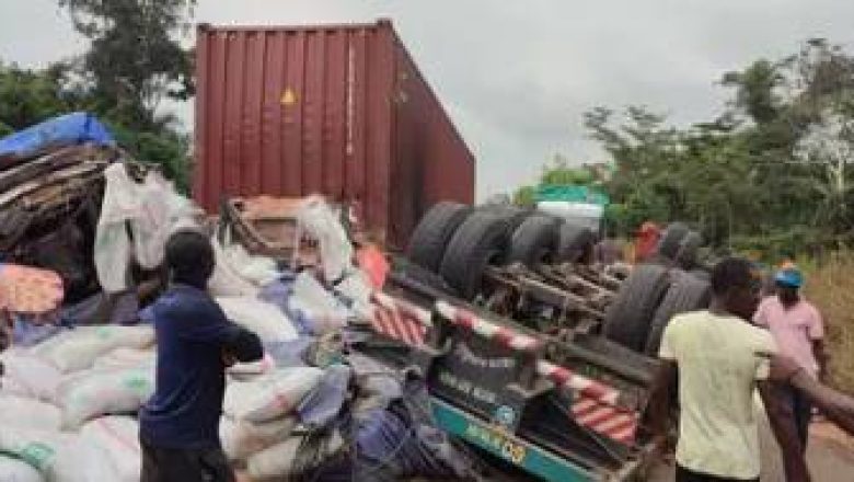 Cameroun : Quatre morts dans un accident tragique à Ayos