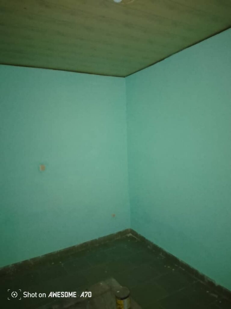 Appartement à Louer à Ndogbassi - Entrée Promesse - 100 000 f cfa 11 Appartement à Louer à Ndogbassi - Entrée Promesse - 100 000 f cfa