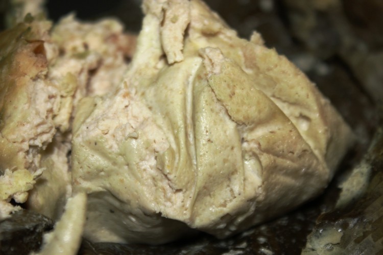 Mets de pistache (avec les œufs bouillis)