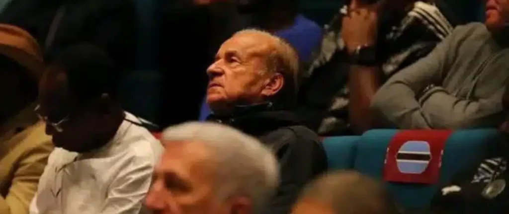 Au Maroc, Marc Brys et son assistant Joackim Mununga participent à une formation de la CAF