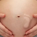 Pourquoi bébé bouge beaucoup en bas du ventre pendant la grossesse 