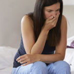 Nausées non-stop pendant la grossesse ? Et si c’était lié à cette carence que peu de médecins vérifient