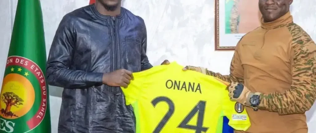 André Onana reçu par le Capitaine Ibrahim Traoré lors d’une visite au Burkina Faso