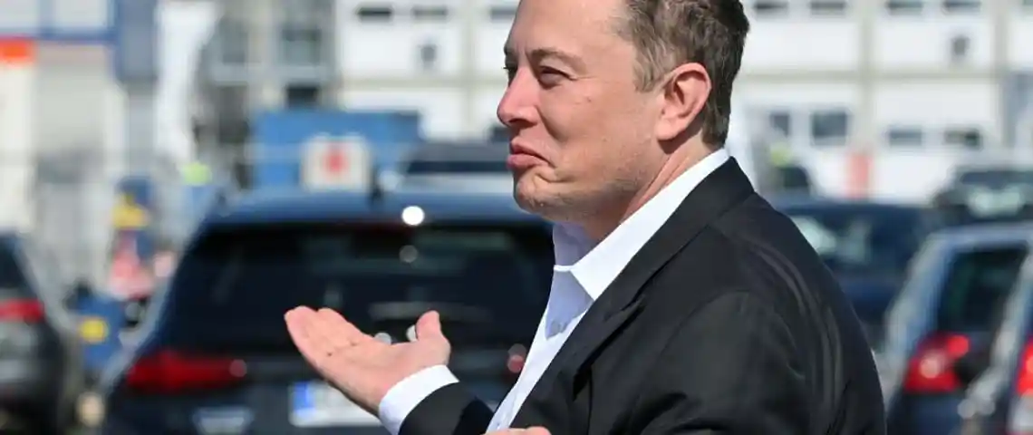 Elon Musk attaque l’État de New York en justice : la liberté d’expression au cœur d’un nouveau bras de fer