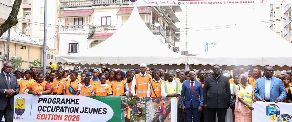 Douala : Plus de 300 jeunes mobilisés pour la campagne de lutte contre l’insalubrité