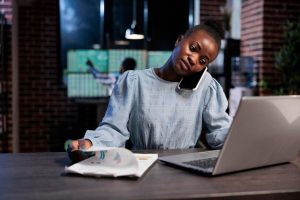 Recrutement chez ACEP Cameroun : Collecteurs Mobiles et Analystes de Risques recherchés