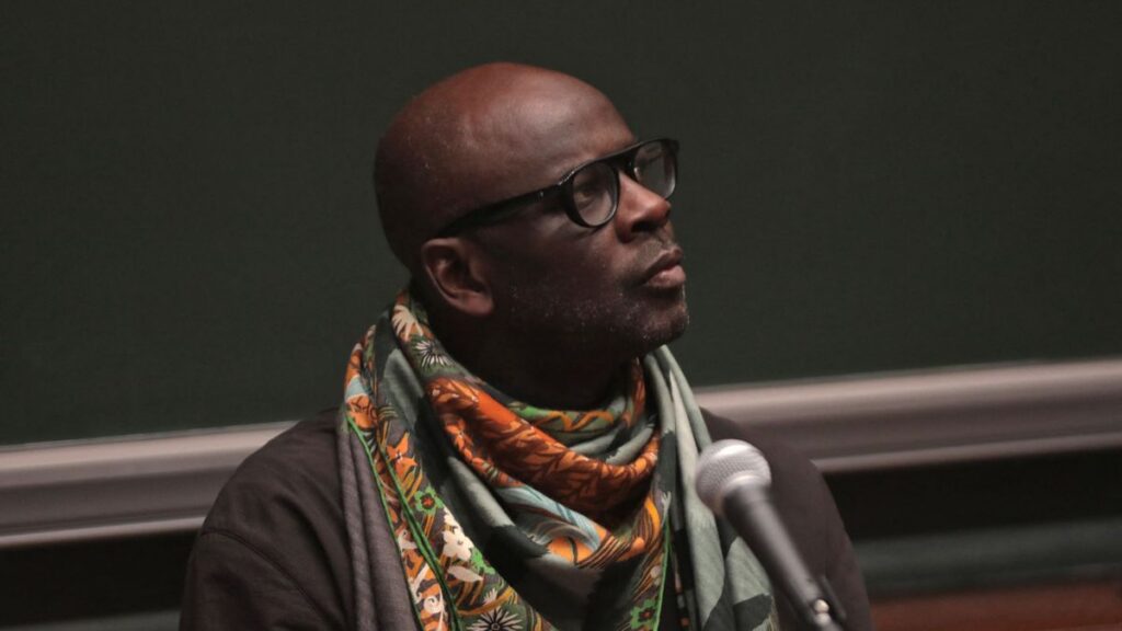 Affaire Vinicius : "Par cette analyse, Mourinho devient un petit monsieur"